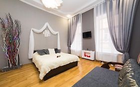 Avangard Liberty Avenue Apart